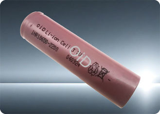 300 Cycles 18650 2200mAh Battery Customized 3.7 Volt Rechargeable Battery 20A