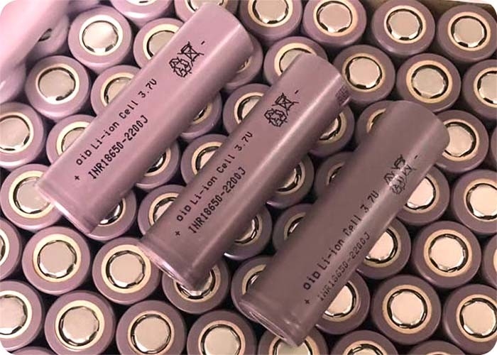 18650 2200mAh 20A Rechargeable Lithium Ion Battery 3.7V