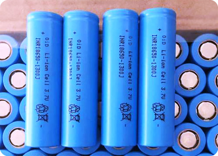 20A 3.7V 18650 Rechargeable Battery 1300mAh 300 Cycles
