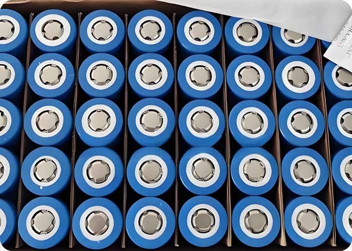 3.2V 6200mAh LiFePo4 Battery 18.6A Discharge 2000+ Cycles