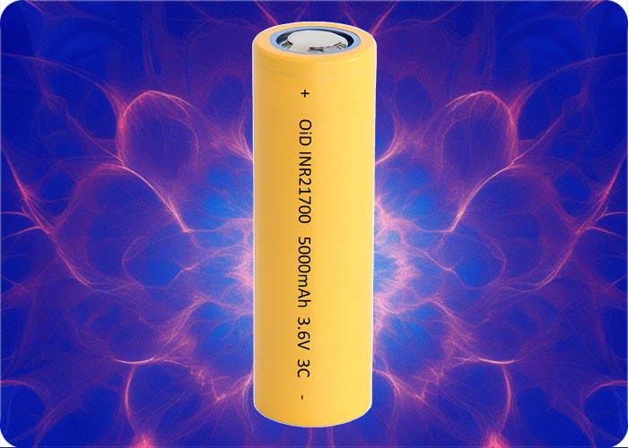 21700 5000mAh 15A Lithium Ion Battery with 800 Cycles