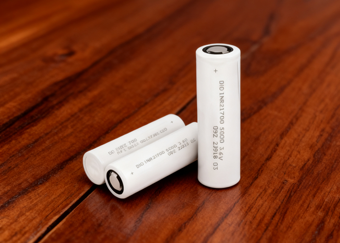 3.6V 5000mAh 21700 Lithium-Ion Cell with NCM/NMC Cathode and Low Temperature Performance for Industrial Applications