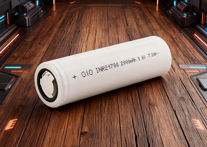 21700 Lithium-Ion Battery with 2000mAh Capacity 3.6V Nominal Voltage and 1.0A Standard Charge for High-End Digital Devices
