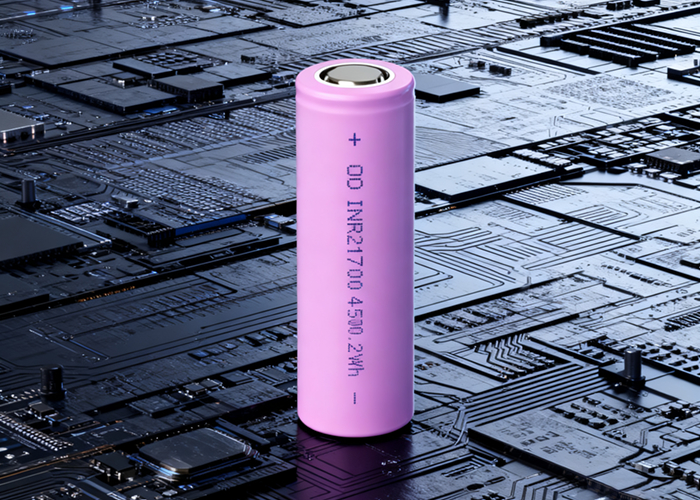 21700 Lithium-Ion Battery with Low Internal Resistance, Wide Temperature Range, and NMC Cathode for High-Drain Applications